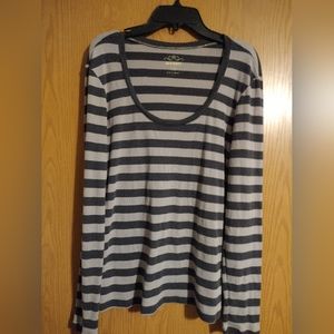 Long sleeve striped shirt
